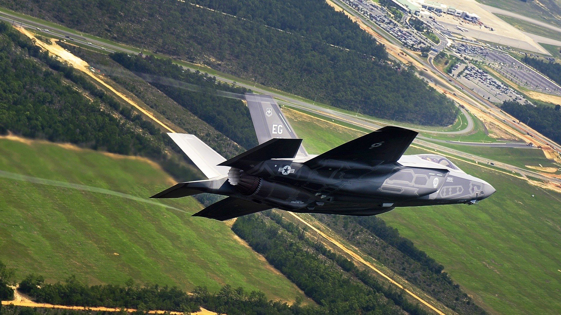 “欧足联 vs FIFA:全球俱乐部控制权之争持续升级”