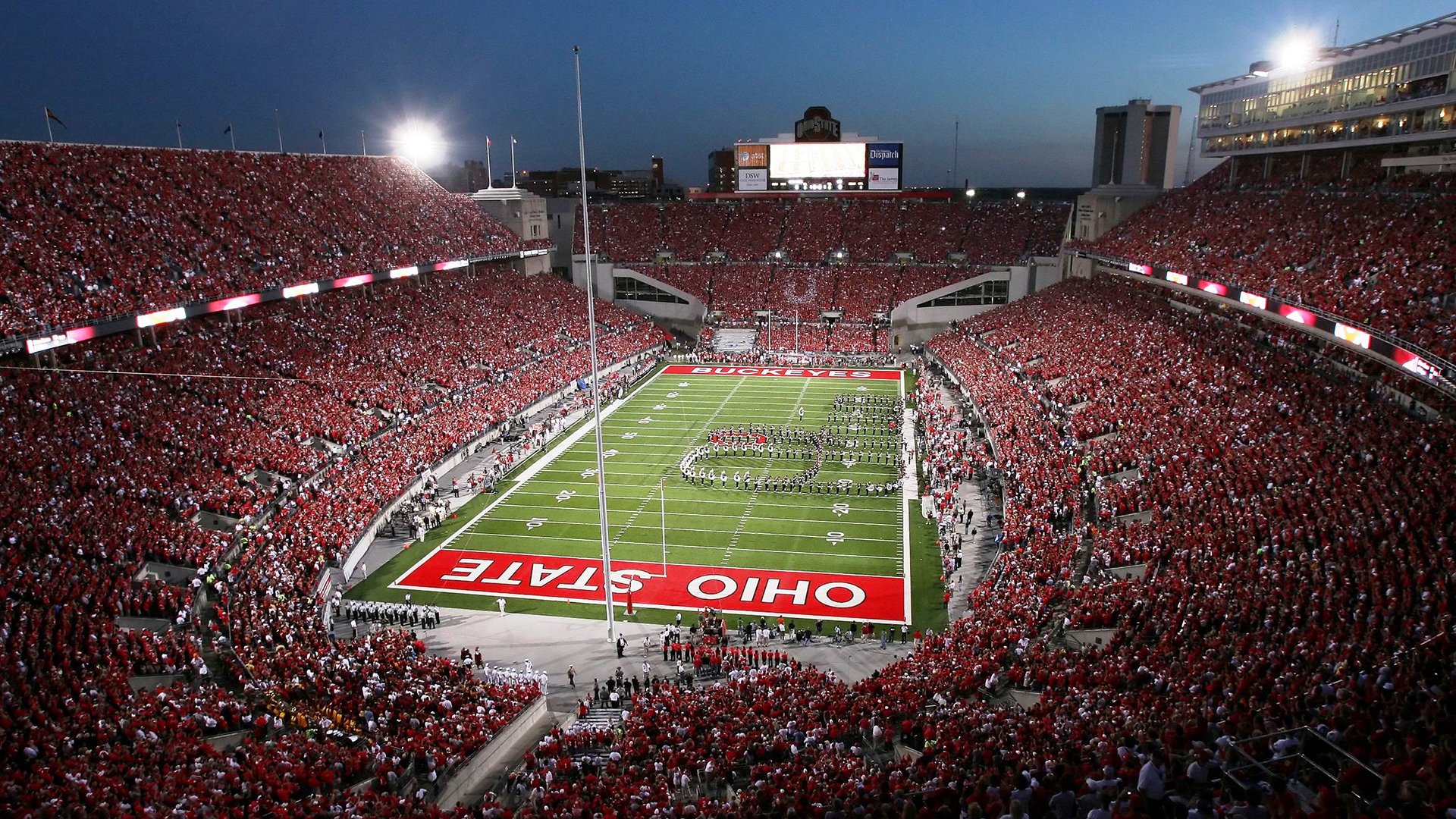 “中超豪门引援再升级，争夺联赛桂冠”，中超 巨星