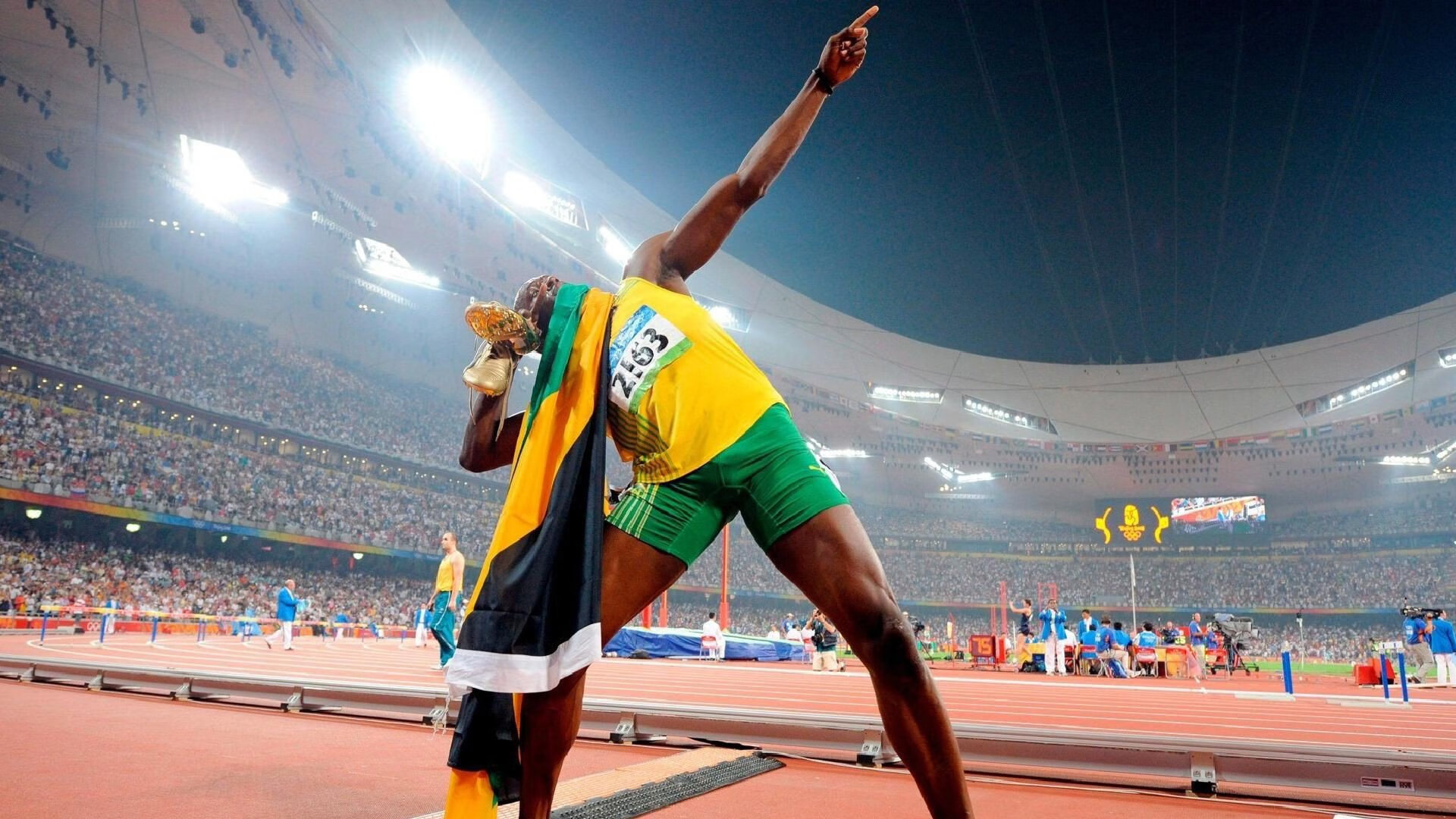 拳击裁判误判引热议,国际协会发声道歉,拳击比赛裁判读秒